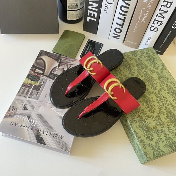women flip flops summer beach classic slippers fashion flat sandals embossed letter shoe sole upgrade style slipper with box 35-42, Black
women flip flops summer beach classic slippers fashion flat sandals embossed letter shoe sole upgrade style slipper with box 35-42, Black