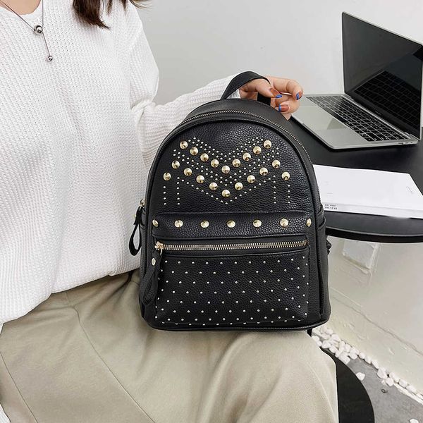 backpack new large capacity lady metal bud pu leather backpacks leisure school backpacks shoulder messenger bag for girls travel j230517
backpack new large capacity lady metal bud pu leather backpacks leisure school backpacks shoulder messenger bag for girls travel j230517