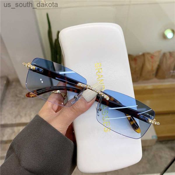 kammpt rimless vintage sunglasses for women men diamond luxury brand designer sun glasses retro eyewear oculos de sol uv400 l230523, White;black
kammpt rimless vintage sunglasses for women men diamond luxury brand designer sun glasses retro eyewear oculos de sol uv400 l230523, White;black