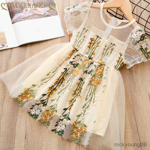 girl's dresses girls dress 2023 new embroidery flower design toddler baby princess party birthday for r230612, Red;yellow
girl's dresses girls dress 2023 new embroidery flower design toddler baby princess party birthday for r230612, Red;yellow