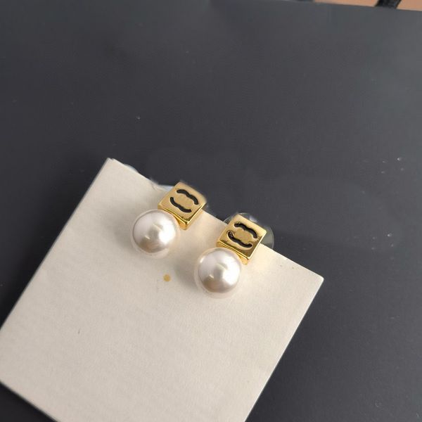 fashion stud jewelry designers luxury ccity earrings orecchini womens earring trendy gold letter c earrings 25, Golden;silver
fashion stud jewelry designers luxury ccity earrings orecchini womens earring trendy gold letter c earrings 25, Golden;silver