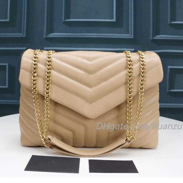 2023 evening bags designer chain bag for women fashionable and versatile small square bag with genuine leather material one shoulder crossbo
2023 evening bags designer chain bag for women fashionable and versatile small square bag with genuine leather material one shoulder crossbo