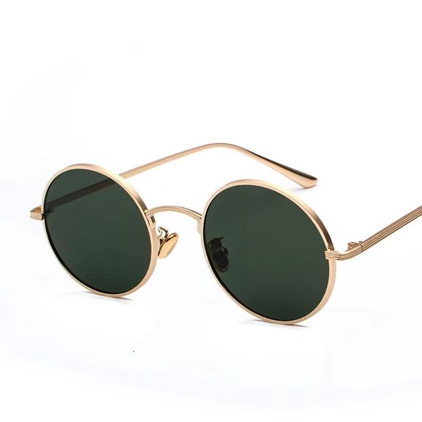 retro steampunk sunglasses round lens men and women fashion sunglasses, White;black
retro steampunk sunglasses round lens men and women fashion sunglasses, White;black