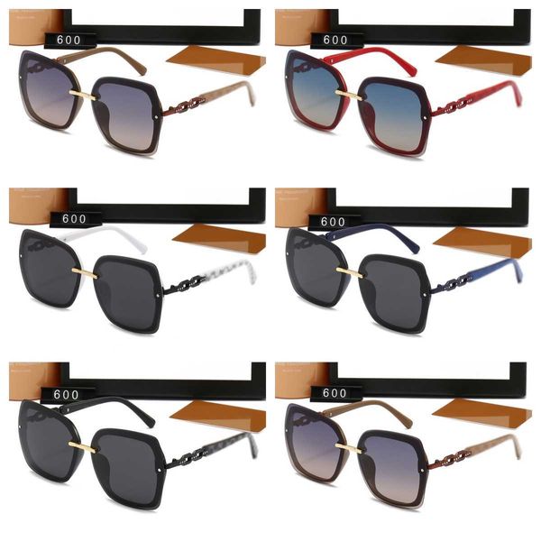 luxury men sunglasses designer polaroid lens for woman goggle senior eyewear eyeglasses frame vintage metal sun glasses direct selling, White;black
luxury men sunglasses designer polaroid lens for woman goggle senior eyewear eyeglasses frame vintage metal sun glasses direct selling, White;black