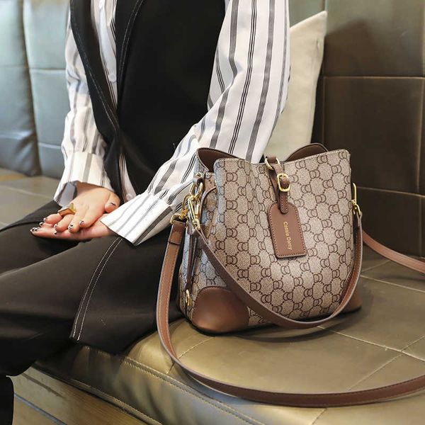 bag women's large capacity bucket bag middle ancient fashion versatile one shoulder crossbody bag women's old-age bucket bag
bag women's large capacity bucket bag middle ancient fashion versatile one shoulder crossbody bag women's old-age bucket bag