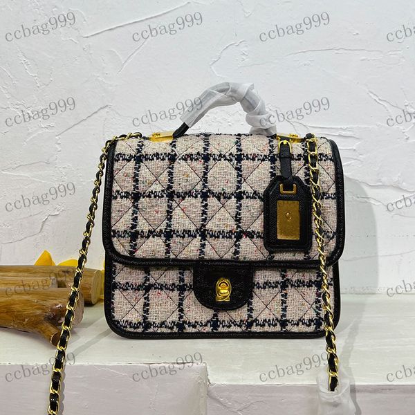 designer womens shoulder bag woolen 22k diamond hardware metal gold buckle matelasse chain crossbody bags classic tofu bag handle handbag ma
designer womens shoulder bag woolen 22k diamond hardware metal gold buckle matelasse chain crossbody bags classic tofu bag handle handbag ma