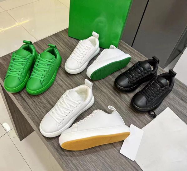 pillow sneakers designers men women couple toast bread shoes luxury fashion leather rubber casual sports shoes size 35-45, Black
pillow sneakers designers men women couple toast bread shoes luxury fashion leather rubber casual sports shoes size 35-45, Black