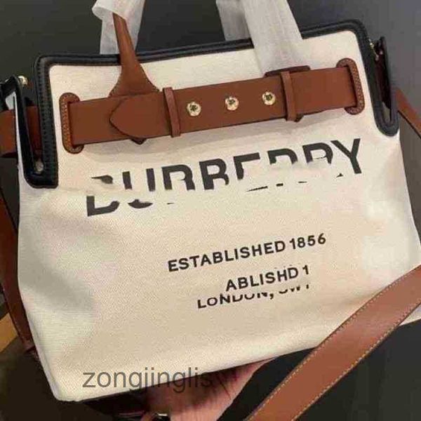 burbreryes factory bag selling real shooting large portable canvas tote versatile shoulder b88g
burbreryes factory bag selling real shooting large portable canvas tote versatile shoulder b88g