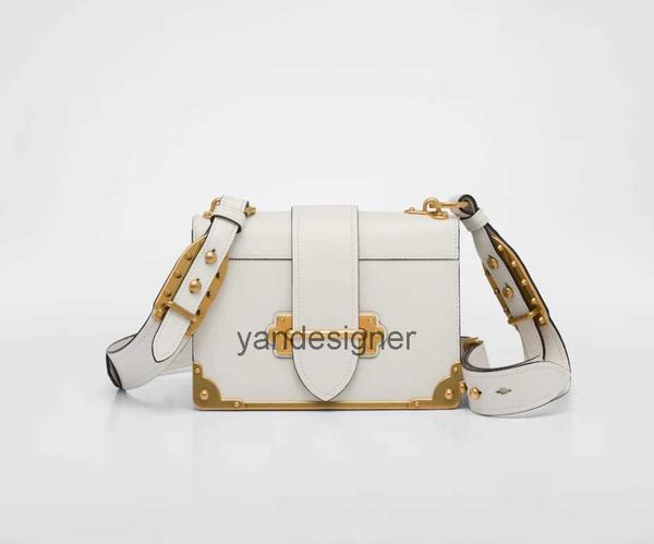 evening bags 2023 luxury designer women shoulder bags chain ssbody fashion handbags purse triangle pattern cahier
evening bags 2023 luxury designer women shoulder bags chain ssbody fashion handbags purse triangle pattern cahier