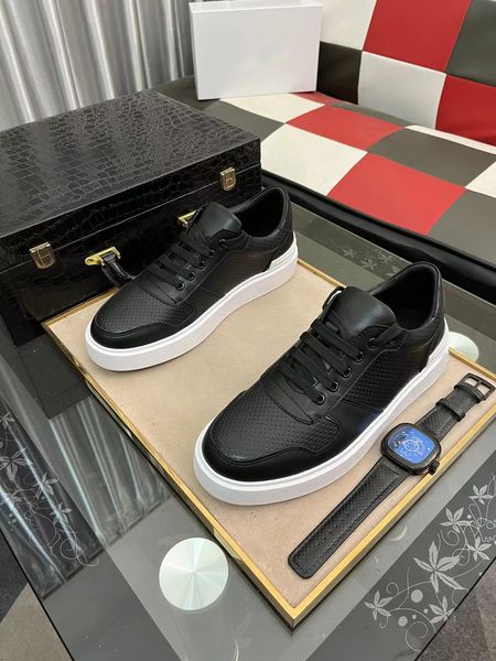 design of summer men's leather shoes cowhide breathable small white shoes casual shoes have black and white two colors for choice
design of summer men's leather shoes cowhide breathable small white shoes casual shoes have black and white two colors for choice
