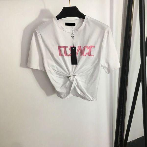 2023 designers t-shirts fashion t shirts women new alphabet print pin tucked waist short style crop navel short sleeve tees t-shir vercace, White
2023 designers t-shirts fashion t shirts women new alphabet print pin tucked waist short style crop navel short sleeve tees t-shir vercace, White