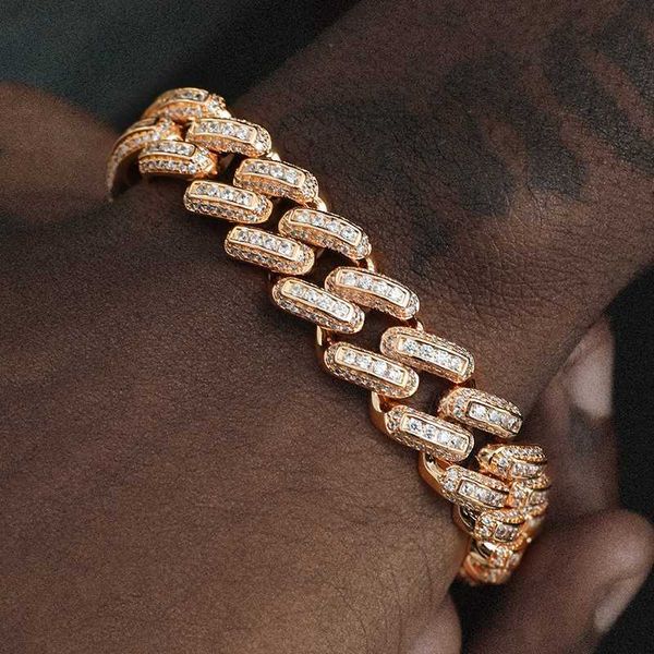 2023 moissanite custom hip hop diamond 925 silver 10k gold plated miami iced cuban link chain bracelet
2023 moissanite custom hip hop diamond 925 silver 10k gold plated miami iced cuban link chain bracelet