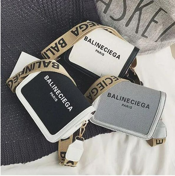 designer handbags simple square bag women's letter messenger shoulder bags r22092, Black;red
designer handbags simple square bag women's letter messenger shoulder bags r22092, Black;red