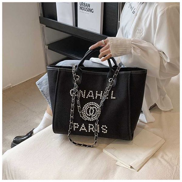 large capacity women's bag new fashion commuter big bag chain beaded versatile one shoulder tote bag 80% clearance sale
large capacity women's bag new fashion commuter big bag chain beaded versatile one shoulder tote bag 80% clearance sale