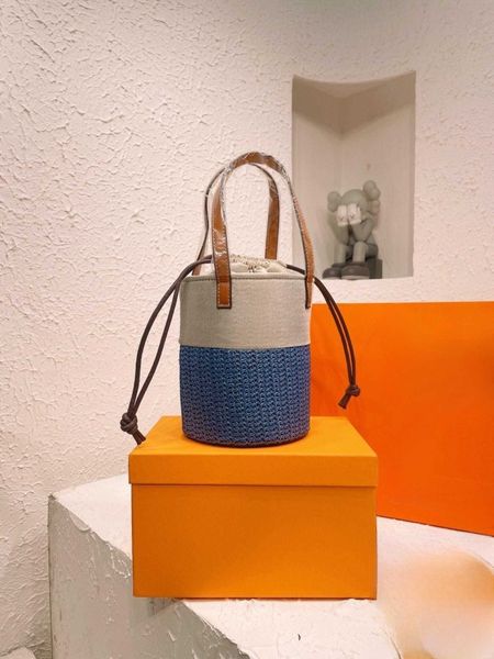 r bags bucket bag handbags gypsy bag saddle bags shoulder crossbody bag tote women's men 2023 new fashion texture locking crossbody bag
r bags bucket bag handbags gypsy bag saddle bags shoulder crossbody bag tote women's men 2023 new fashion texture locking crossbody bag