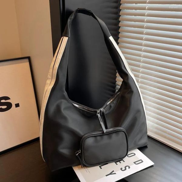 evening bags 2023 trend shoulder bag high street handbags for women fashion casual nylon vintage underarm ladies bucket pack bolso mujer
evening bags 2023 trend shoulder bag high street handbags for women fashion casual nylon vintage underarm ladies bucket pack bolso mujer