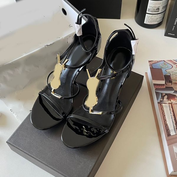 2023 women luxury dress shoes designer high heels patent leather gold tone triple black nuede red womens lady fashion sandals party wedding
2023 women luxury dress shoes designer high heels patent leather gold tone triple black nuede red womens lady fashion sandals party wedding