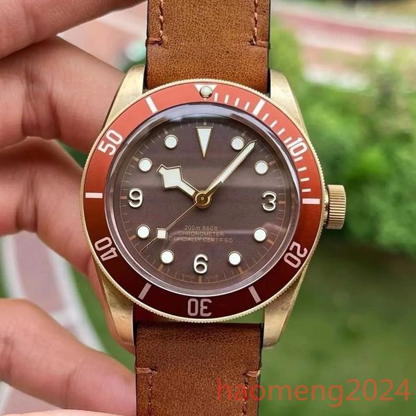 u1 aaa tudors luxury black bay automatic mechanical ceramic bezel swiss watch bronze series business luminous geneve watches men large dial, Slivery;golden
u1 aaa tudors luxury black bay automatic mechanical ceramic bezel swiss watch bronze series business luminous geneve watches men large dial, Slivery;golden