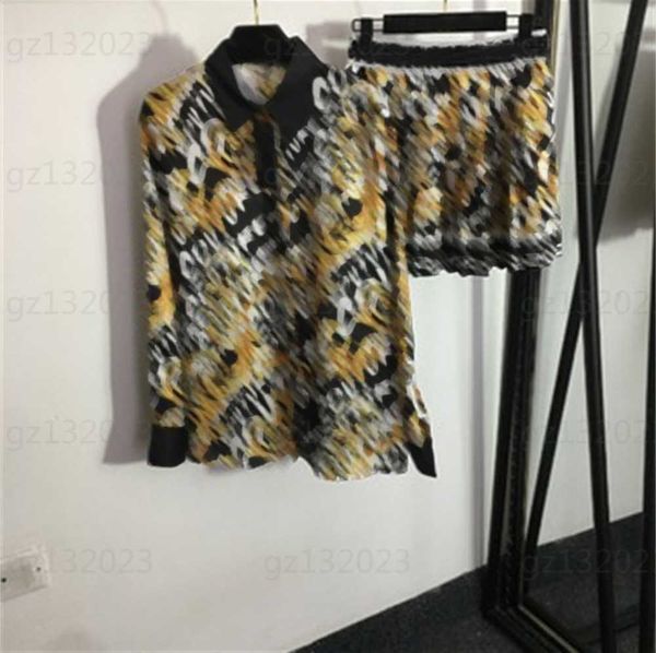 summer two piece set women designer clothing retro floral letter print lapel collar long sleeve shirt high waist pleated short half skirt fa, White
summer two piece set women designer clothing retro floral letter print lapel collar long sleeve shirt high waist pleated short half skirt fa, White