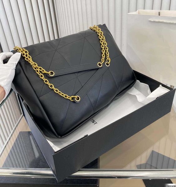 shoulder bag diamond square black cool y2k design luxury gold chain crossbody underarm premium simple purse 220712
shoulder bag diamond square black cool y2k design luxury gold chain crossbody underarm premium simple purse 220712