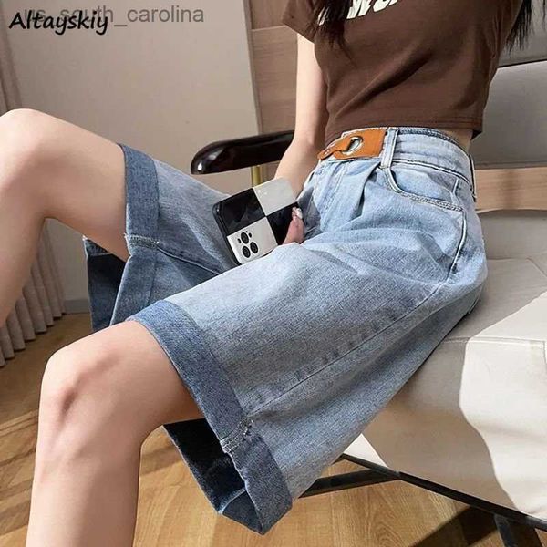 denim shorts women knee-length summer 2023 loose s-3xl high waist cuffs harajuku vintage clothing fashion all-match daily mujer l230522, White;black
denim shorts women knee-length summer 2023 loose s-3xl high waist cuffs harajuku vintage clothing fashion all-match daily mujer l230522, White;black