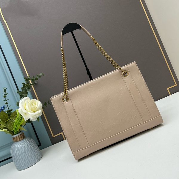 7a 1:1 tote fashion chain handbag metal sequin letter women's shopping bag classic genuine leather luxury designer bag
7a 1:1 tote fashion chain handbag metal sequin letter women's shopping bag classic genuine leather luxury designer bag