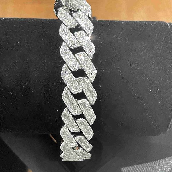 silver hip hop rapper 15mm vvs moissanite baguette diamond cuban link chain bracelet 925 silver
silver hip hop rapper 15mm vvs moissanite baguette diamond cuban link chain bracelet 925 silver