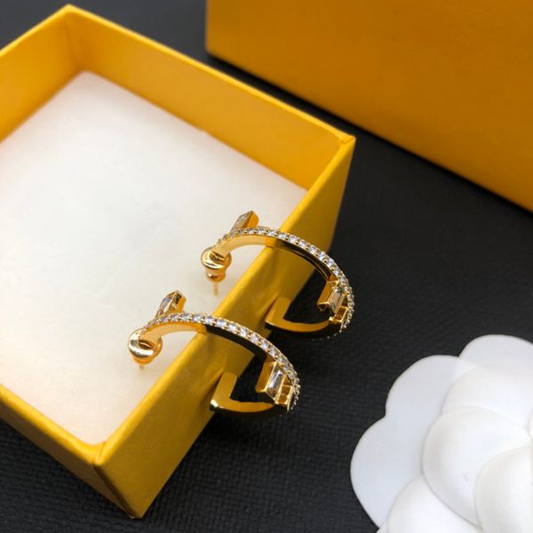 pendant designer f letter circle stud earrings luxury brand women earrings suitable for wedding party jewelry accessories, Golden;silver
pendant designer f letter circle stud earrings luxury brand women earrings suitable for wedding party jewelry accessories, Golden;silver
