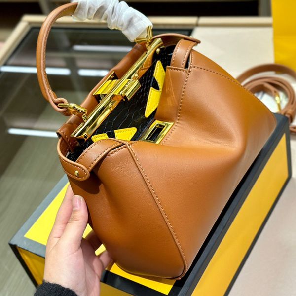 designer bag for womentote handbag luxury shoulder crossbody bags classic peekaboo handle bag brand ladies purse design beach bags hand bags
designer bag for womentote handbag luxury shoulder crossbody bags classic peekaboo handle bag brand ladies purse design beach bags hand bags