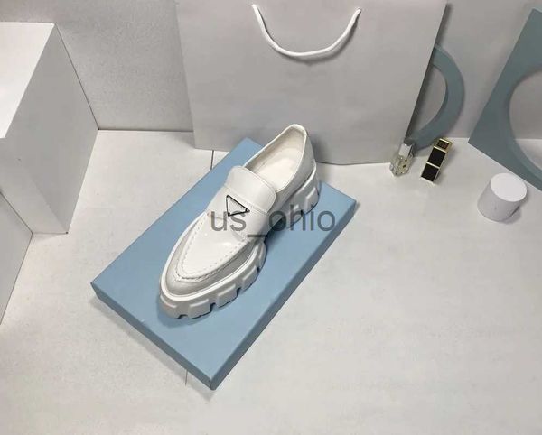 dress shoes designer loafers women dress shoes luxury metal triangle brushed leather monolith loafer platform heel eu3540 with box j230612, Black
dress shoes designer loafers women dress shoes luxury metal triangle brushed leather monolith loafer platform heel eu3540 with box j230612, Black