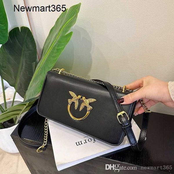 2023 designer clutch bag women shoulder bags versatile trend new oblique cross body underarm chain pu women's bag
2023 designer clutch bag women shoulder bags versatile trend new oblique cross body underarm chain pu women's bag