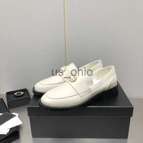 dress shoes release women flat dress shoes classic 100 authentic loafers calfskin metal buckle white black winter ladies casual shoes design
dress shoes release women flat dress shoes classic 100 authentic loafers calfskin metal buckle white black winter ladies casual shoes design
