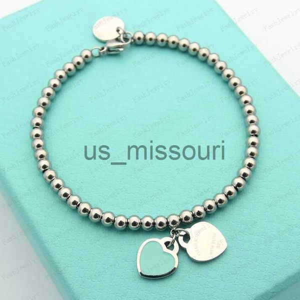 pendant necklaces luxury heartshaped necklace bracelet womens stainless steel designer couple pendant jewelry neck valentines day gift girlf, Silver
pendant necklaces luxury heartshaped necklace bracelet womens stainless steel designer couple pendant jewelry neck valentines day gift girlf, Silver