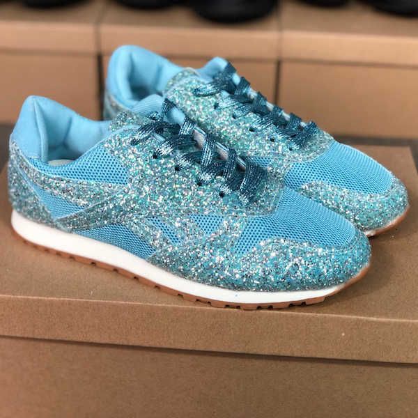 designer luxury shoes women black blue sequins runner sneaker chic lace-up flat comfortable trainers party wedding casual shoes
designer luxury shoes women black blue sequins runner sneaker chic lace-up flat comfortable trainers party wedding casual shoes