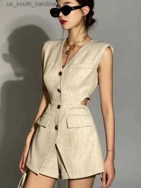 elegant fashion streetwear two piece set women sleeveless blazer vest + high waist short sets korean office lady pant suits, White;black
elegant fashion streetwear two piece set women sleeveless blazer vest + high waist short sets korean office lady pant suits, White;black