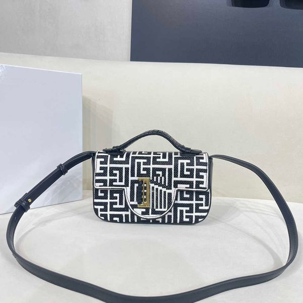 shoulder bags balmas luxury designer handbags tote bag fashion small square bag women vintage messenger bag quality purse handbag 14 colors
shoulder bags balmas luxury designer handbags tote bag fashion small square bag women vintage messenger bag quality purse handbag 14 colors