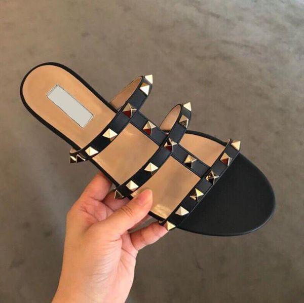 new luxury women flat rivet valen espadrilles shoes black sandals casual flat leather slippers flip flops 35-43 v dust bag
new luxury women flat rivet valen espadrilles shoes black sandals casual flat leather slippers flip flops 35-43 v dust bag
