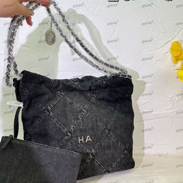 designer womens shopping bag large capacity 22 garbage bag diamond denim bag hardware metal buckles coin purse two piece matelasse chain cro
designer womens shopping bag large capacity 22 garbage bag diamond denim bag hardware metal buckles coin purse two piece matelasse chain cro
