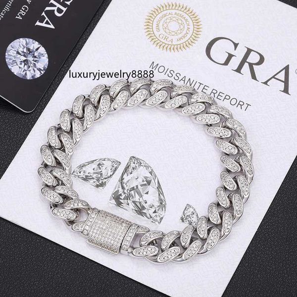 custom jewelry maker 12mm 925 sterling silver vvs moissanite diamond iced out cuban link bracelet
custom jewelry maker 12mm 925 sterling silver vvs moissanite diamond iced out cuban link bracelet