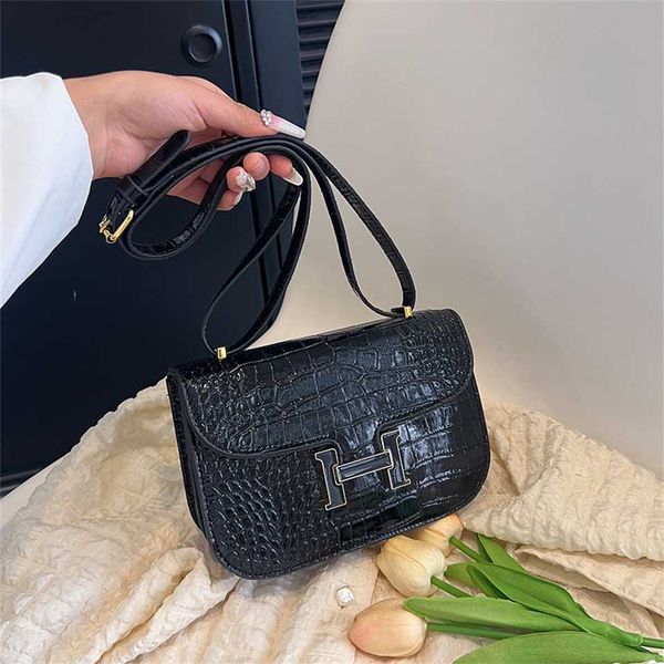 2023 new ladies handbag fashion versatile straddle bag one shoulder women's small square bag 70% clearance outlet sale
2023 new ladies handbag fashion versatile straddle bag one shoulder women's small square bag 70% clearance outlet sale