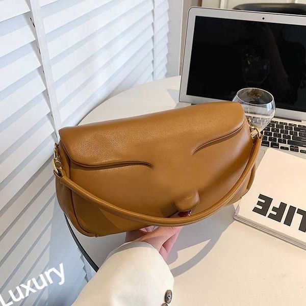 designer c's pillow tabby shoulder bag padded women clutch purses bacchus retro cloud handbags super soft real leather luxury bags 0612
designer c's pillow tabby shoulder bag padded women clutch purses bacchus retro cloud handbags super soft real leather luxury bags 0612