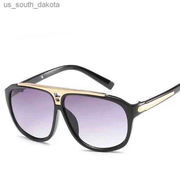 men's driving sunglasses black for sale fashion oversized big designer sun glasses for women and man with case discount frame l230523, White;black
men's driving sunglasses black for sale fashion oversized big designer sun glasses for women and man with case discount frame l230523, White;black