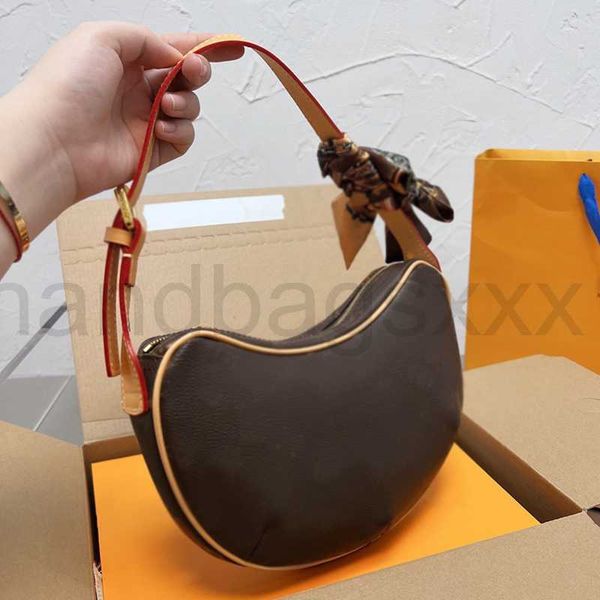 designer women iv peas pochette bag luxurys designers bags paris brand flower printed pouch crossbody handbags lady leather half moon undera
designer women iv peas pochette bag luxurys designers bags paris brand flower printed pouch crossbody handbags lady leather half moon undera