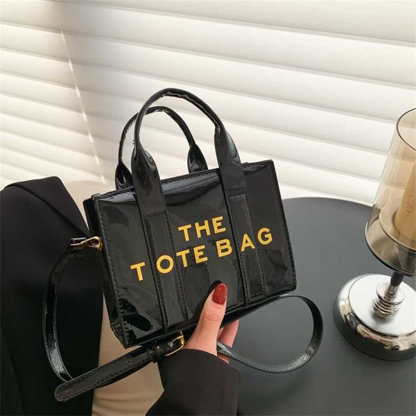 spring new letter square handbag fashion trend women's high setting high gloss large capacity one shoulder crossbody bag 75% outlet who
spring new letter square handbag fashion trend women's high setting high gloss large capacity one shoulder crossbody bag 75% outlet who