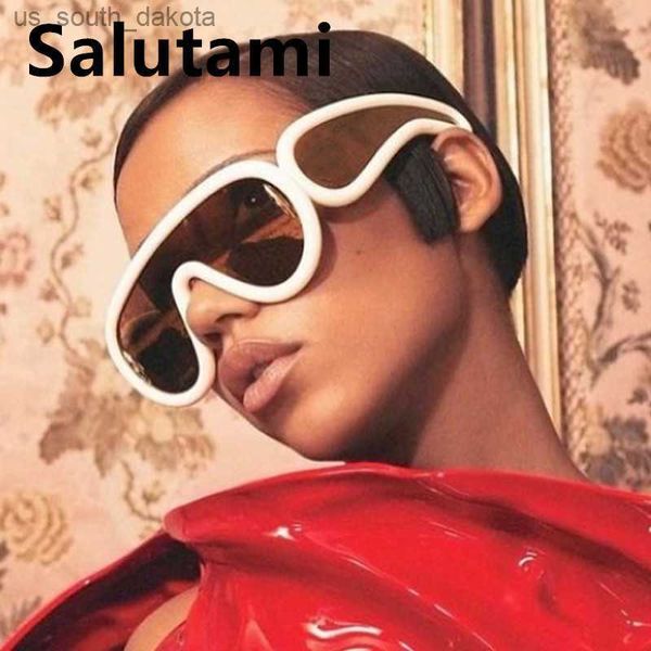 2023 new fashion one piece shield y2k sunglasses for women vintage oversized flat mirror sun glasses female square shades l230523, White;black
2023 new fashion one piece shield y2k sunglasses for women vintage oversized flat mirror sun glasses female square shades l230523, White;black