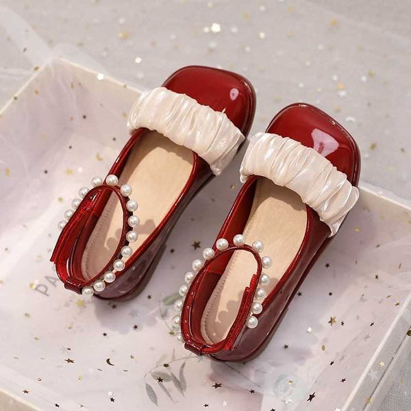 sandals girls' leather pleated fashionable square toe wine red 2023 new soft children's casual shoes mary jens princess party g220, Black;red
sandals girls' leather pleated fashionable square toe wine red 2023 new soft children's casual shoes mary jens princess party g220, Black;red