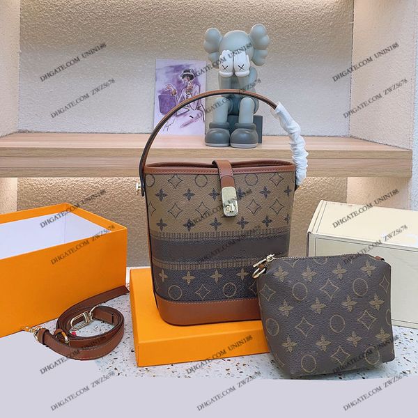 23ss womens luxurys designers totes bag handbags bucket flowers shouder crossbody women handbag with coin bag pouch purse 21 cm
23ss womens luxurys designers totes bag handbags bucket flowers shouder crossbody women handbag with coin bag pouch purse 21 cm
