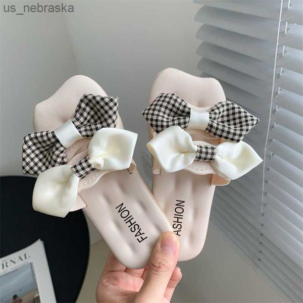 summer slipper kids slipper mules girls baby sandals flat heels solid cartoon slippers children' garden shoes a33 l230518, Black;grey
summer slipper kids slipper mules girls baby sandals flat heels solid cartoon slippers children' garden shoes a33 l230518, Black;grey