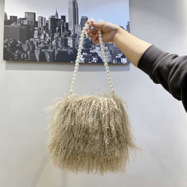 bag girl 2022 autumn and winter new south korea net red pearl chain hairy tassel one shoulder underarm bag crossbody bag fashion 230613
bag girl 2022 autumn and winter new south korea net red pearl chain hairy tassel one shoulder underarm bag crossbody bag fashion 230613