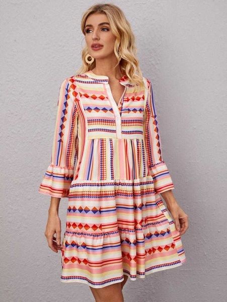 spring and summer ladies dress selling geometric printed v neck rainbow color short skirt, Black;gray
spring and summer ladies dress selling geometric printed v neck rainbow color short skirt, Black;gray